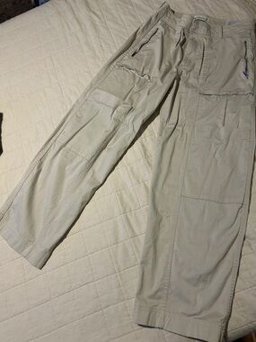 Abercrombie & Fitch Light Beige Cargo Joggers